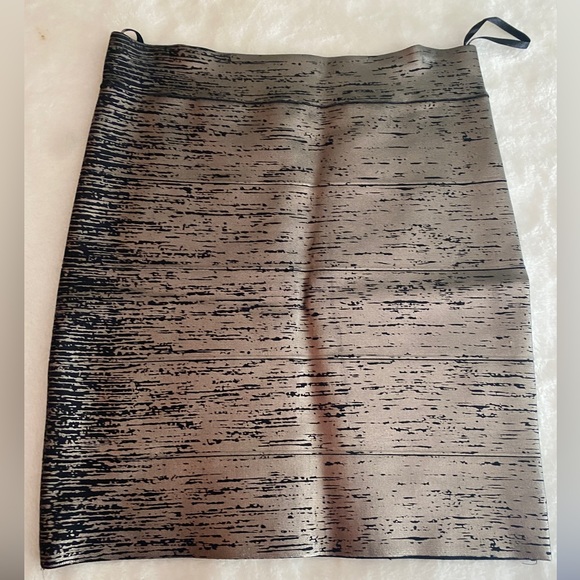 BCBG Josie bandage skirt BCBGMaxAzria - Picture 3 of 5